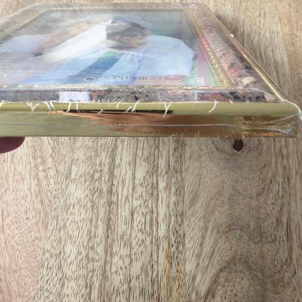 90s Vintage Style Gold Beaded Faux Stone 5x7 Picture Frame Tabletop‎ Wall Mount